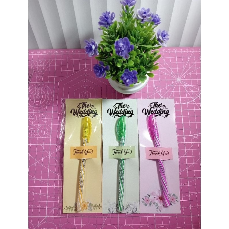 

50 pcs Pulpen Warna Warni Ulir Souvenir Pernikahan