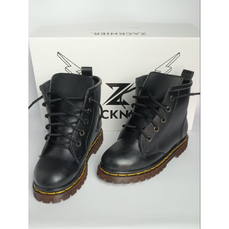 Sepatu boots anak laki laki atau perempuan docmart anak