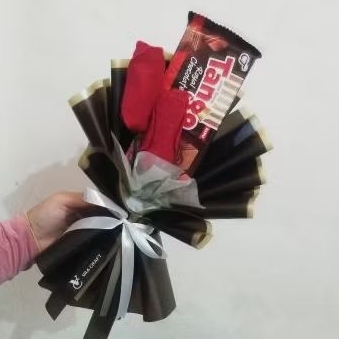 

Snack buket/buket makanan/buket kecil/buket bunga/hadiah