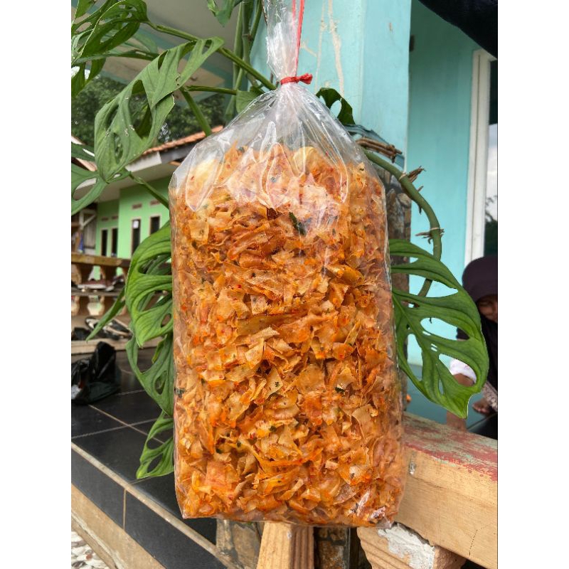 

KERIPIK KRIWIL / KERIPIK SINGKONG PEDAS CIKRUH / PIKSET 500GR