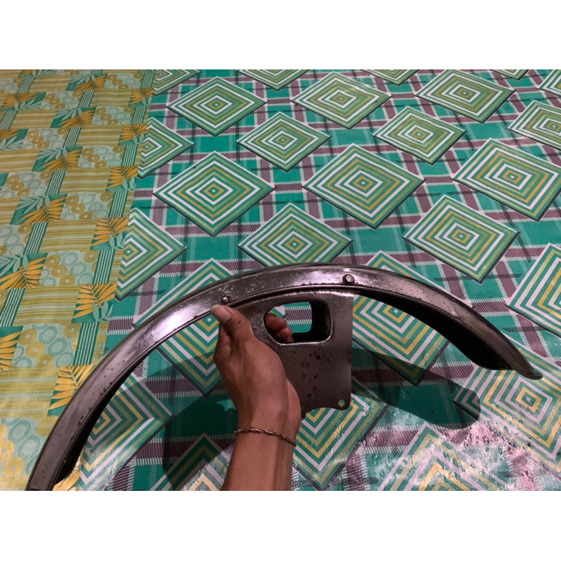 slebor depan gl100 urami