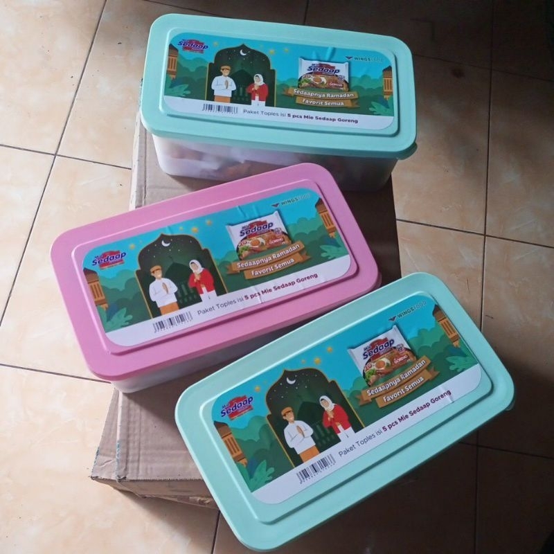 

Sedaap mie goreng paket isi 5 gratis box