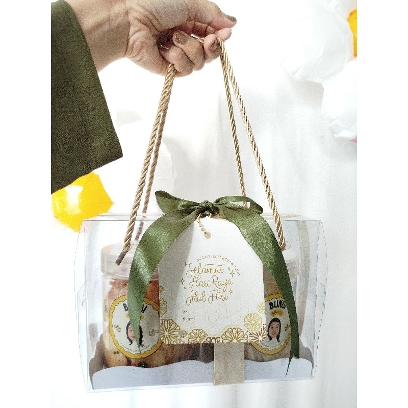 

Hampers Raya Bungi Double Jar Basreng