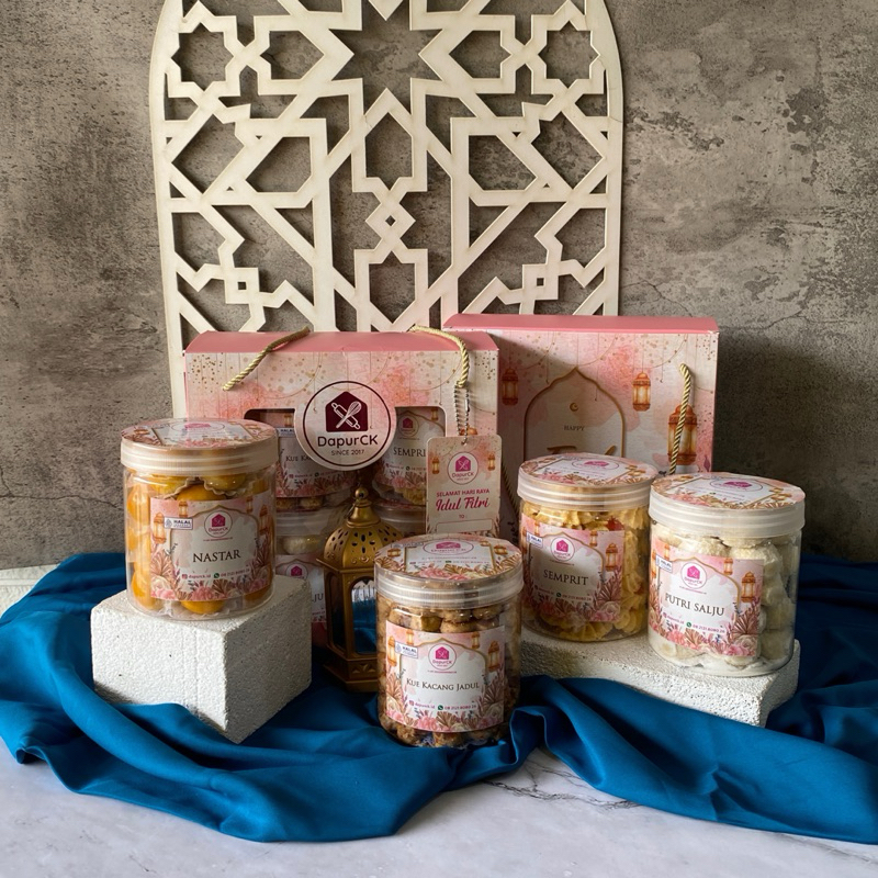 

Paket Hemat Kue Kering Hampers Lebaran DapurCK