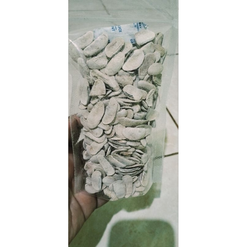 

Biji mahoni kupas 100grm