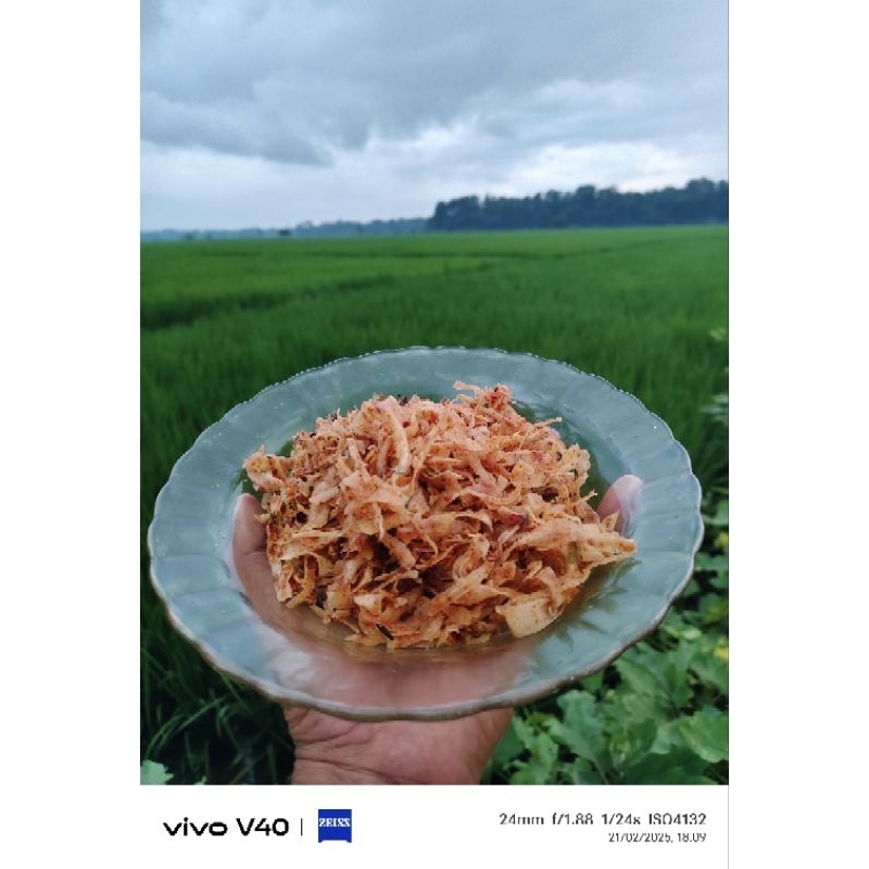 

Kripik Kriwil Pedas Daun Jeruk