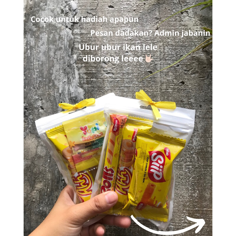 

Mini Gift Snack Imoet Kiyoet Kuning Version
