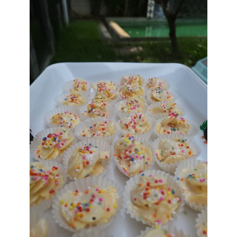 

Cornflakes coklat , coklat crackers
