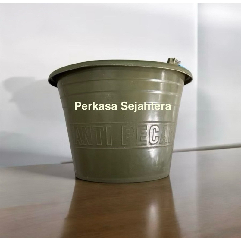 Ember Cor Hijau ANTI PECAH 30 cm / Ember Semen Pasir Tebal Besar