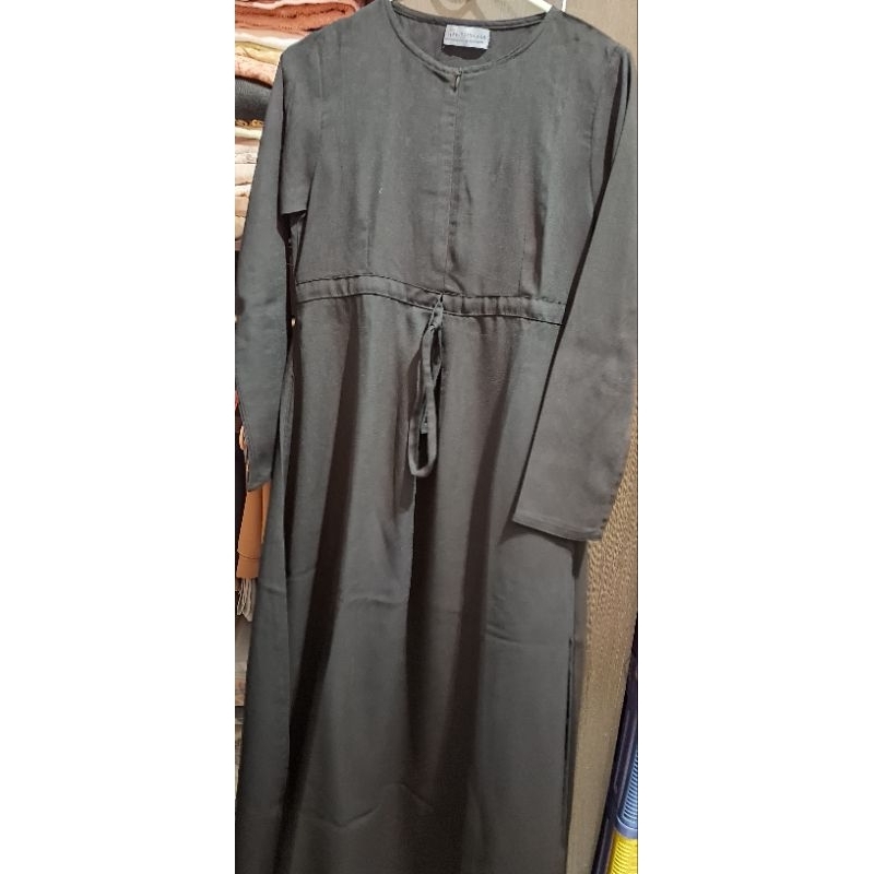 Gamis dress Hitam Alesha by hijab princess size S preloved