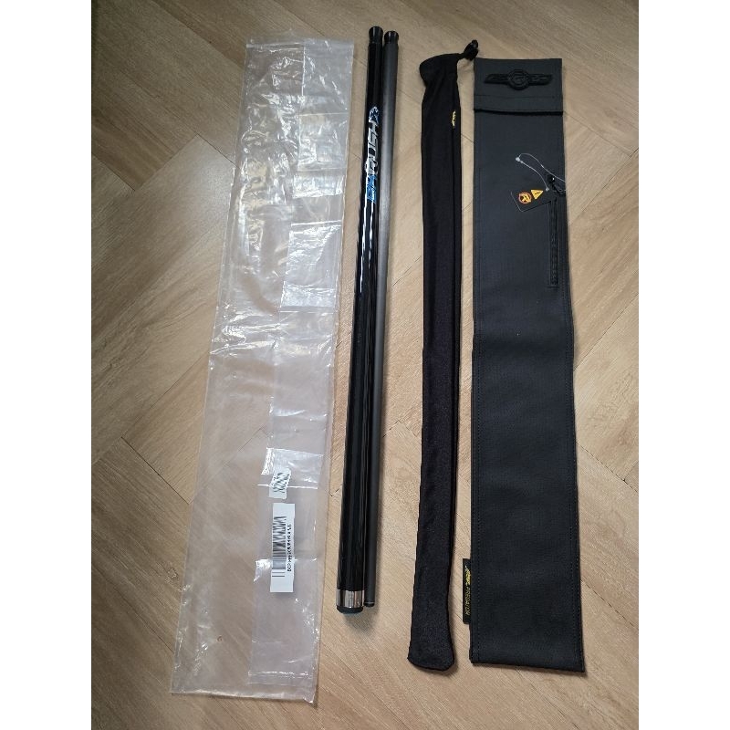 BK Rush predator NW Black with carbon revo shaft.