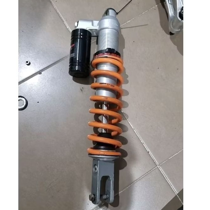 Monoshock shock belakang KTM 250 SXF merk WP