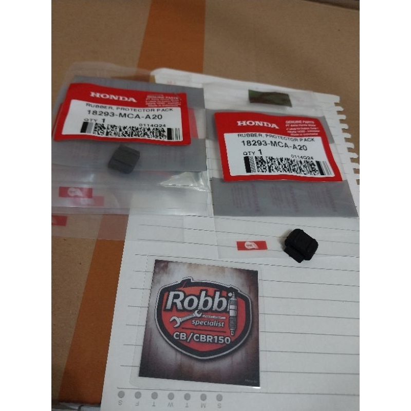 18293-MCA-A20 Rubber Protector Pack Karet Cover Knalpot CB150R Old CB150R New CBR150R Led Original
