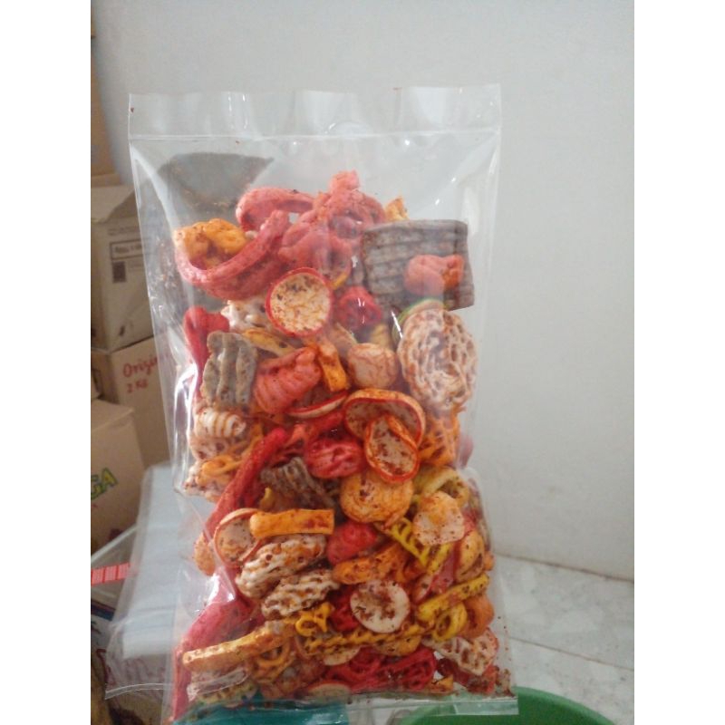 

SEBLAK MIX CAMPUR EXTRA PEDAS DAUN JERUK