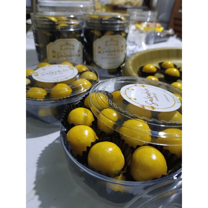 

Nastar Premium
