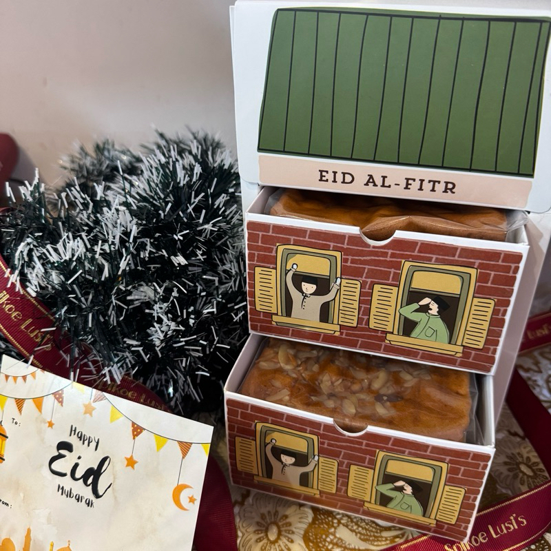 

Hampers Idulfitri Spikoe Lusi’s box sleding,spikoe kenari,spikoe original