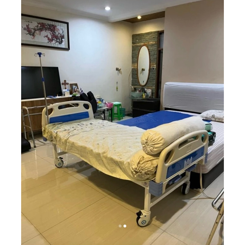 SELLA - HOSPITAL BED PASIEN MANUAL 2 CRANK DAN MATRAS