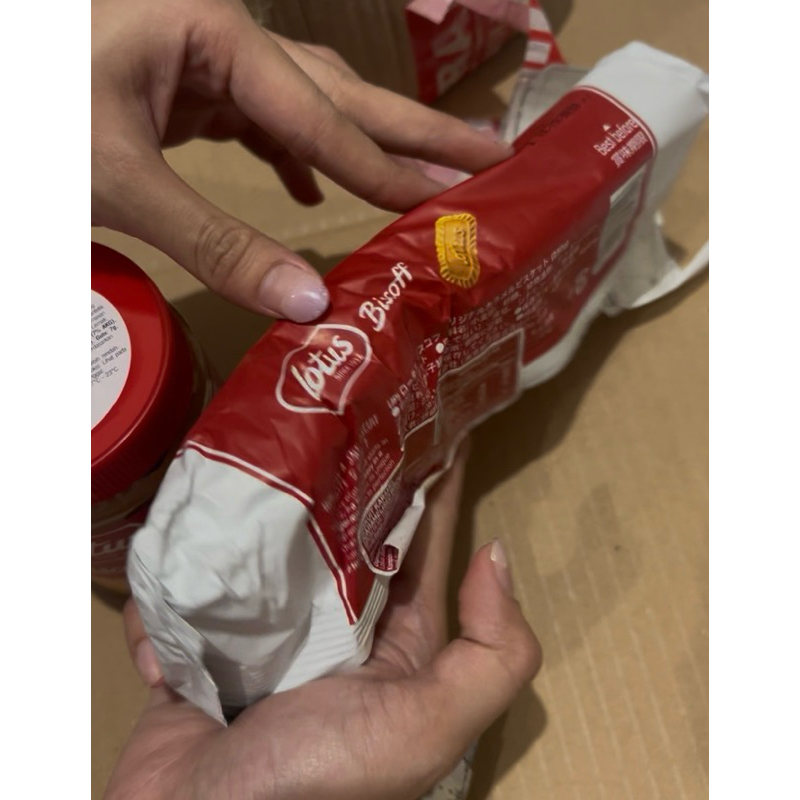 

Lotus Biscoff 250gr reject Remuk Segel 03.2026