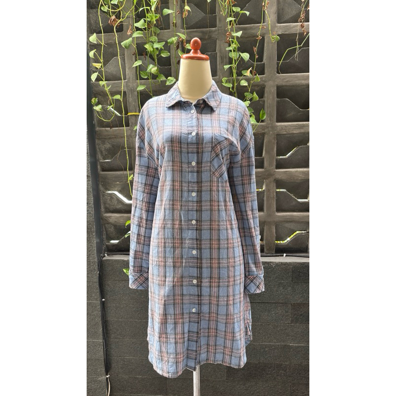 Kemeja brand Plastic Island Korea (Thrift)