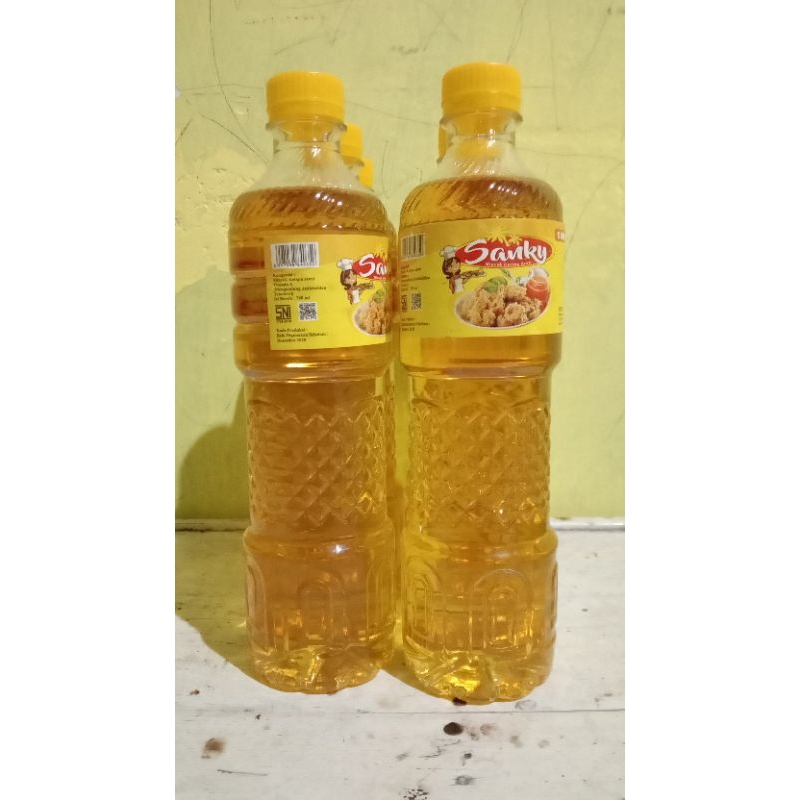 

minyak goreng botol sanky s900 700ml