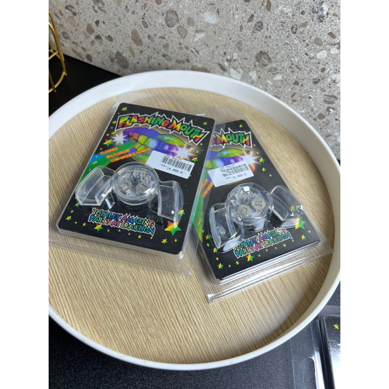 MAINAN LED KEDIP GIGI