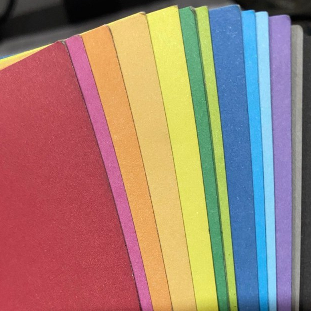 

Kertas Manila Warna 150 gr (10 lbr)