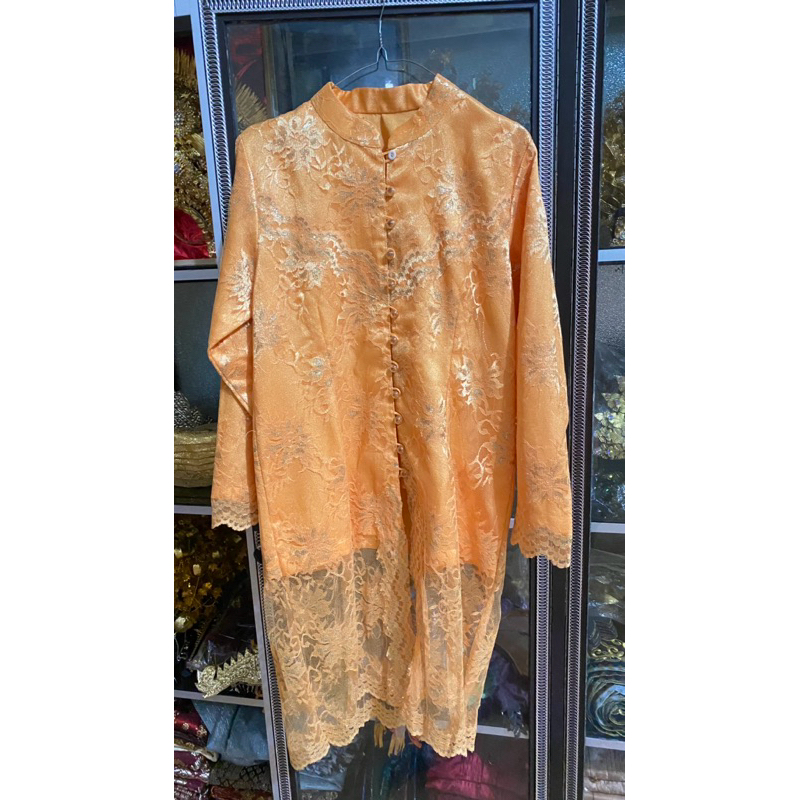baju ibu hajat atau kebaya PL