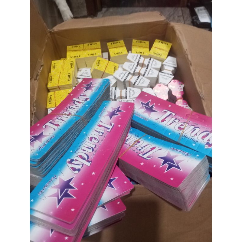 

lebel kertas/lebel kertas asesoris harga/1 karton isi 100 iket 1 iket 100 lembar