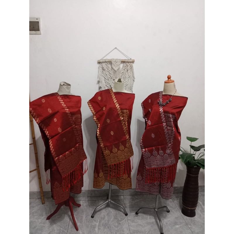 Songket silungkang maroon (tembaga,gold,silver)