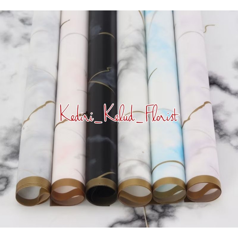 

FREE PACKING 1 LEMBAR Kertas Bungkus Buket Bunga Flower Wrapping GOLD BORDER MARBLE CELLOPHANE Flower Wrapping Paper Kertas Pembungkusan Bunga