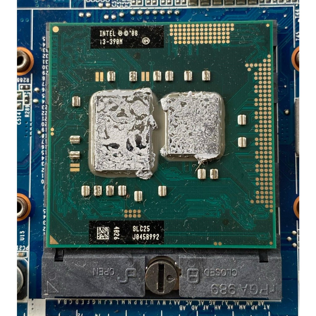 Processor Laptop Core i3-390M (Gen 1)