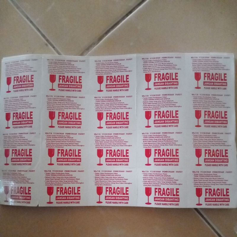 

Stiker unboxing Uk 5 X 4 cm, fragile