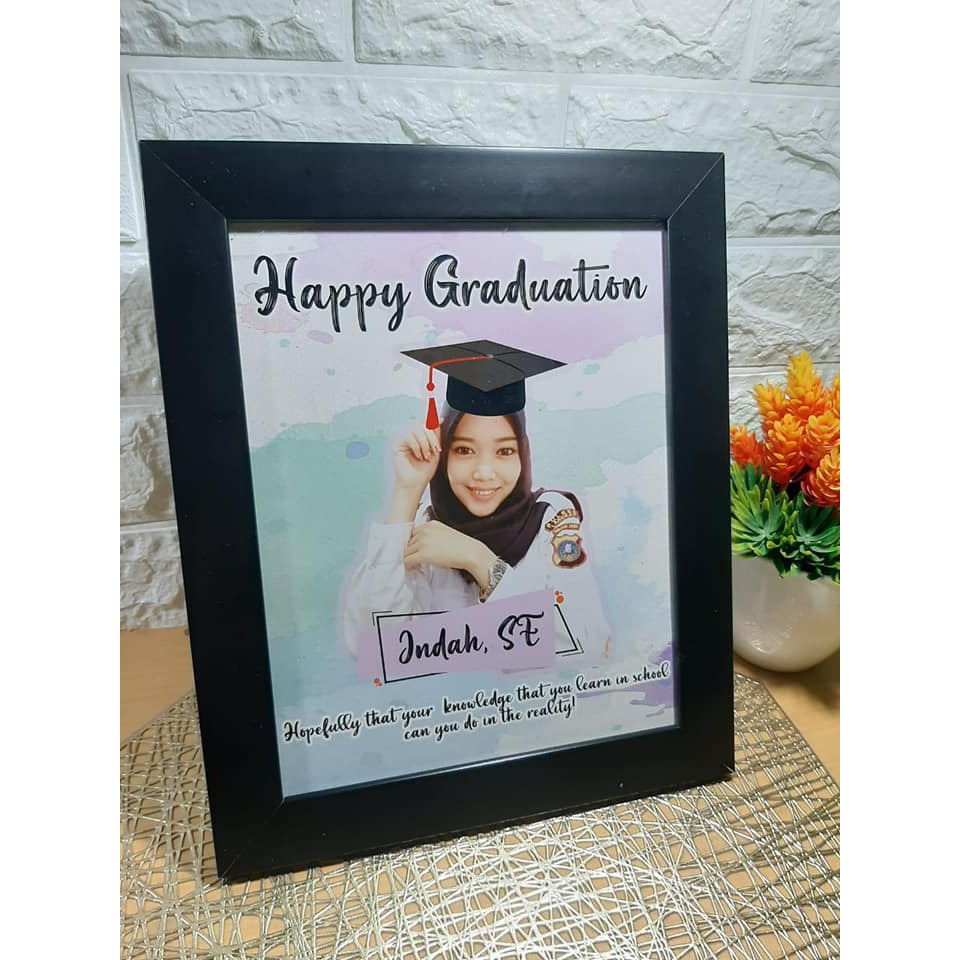 Bingkai/ frame Wisuda 10 Inci (8 x 10") / Souvenir Wisuda /Kado Wisuda / Kado ulang tahun
