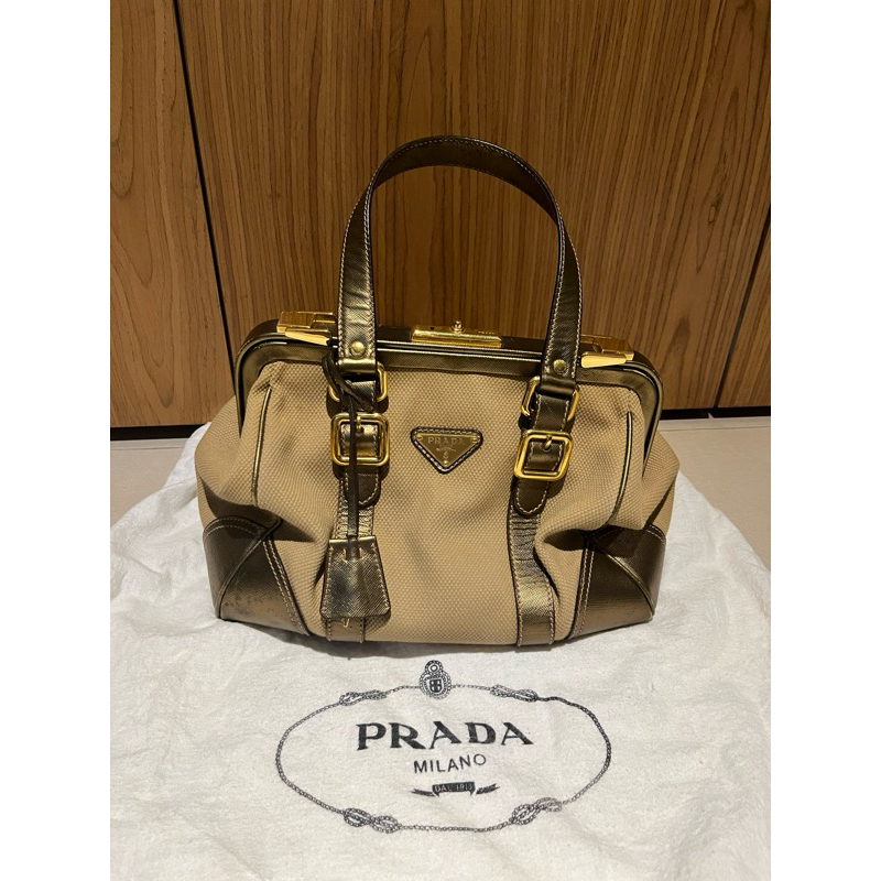 prada vintage handbag