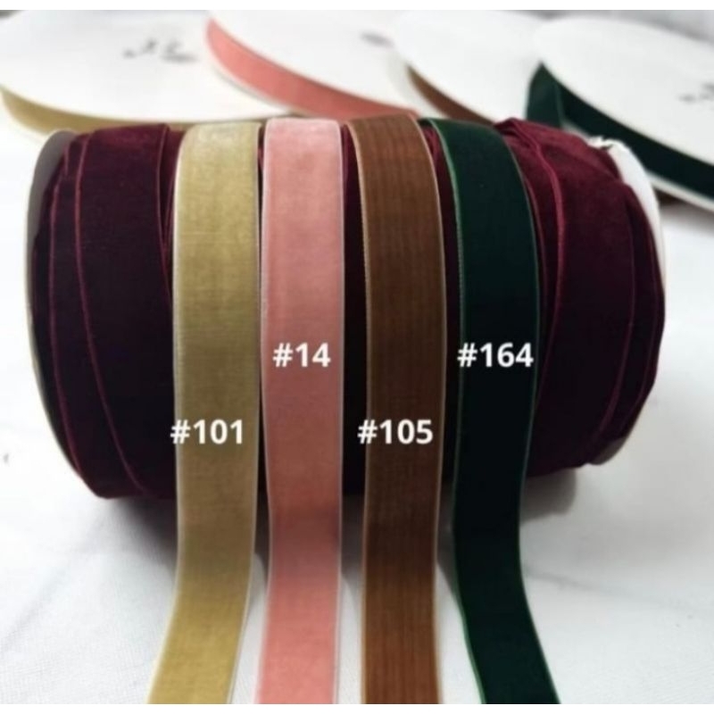 

1 YARD - UK 2.5CM NP / PITA VELVET IMPORT / PITA BELUDRU