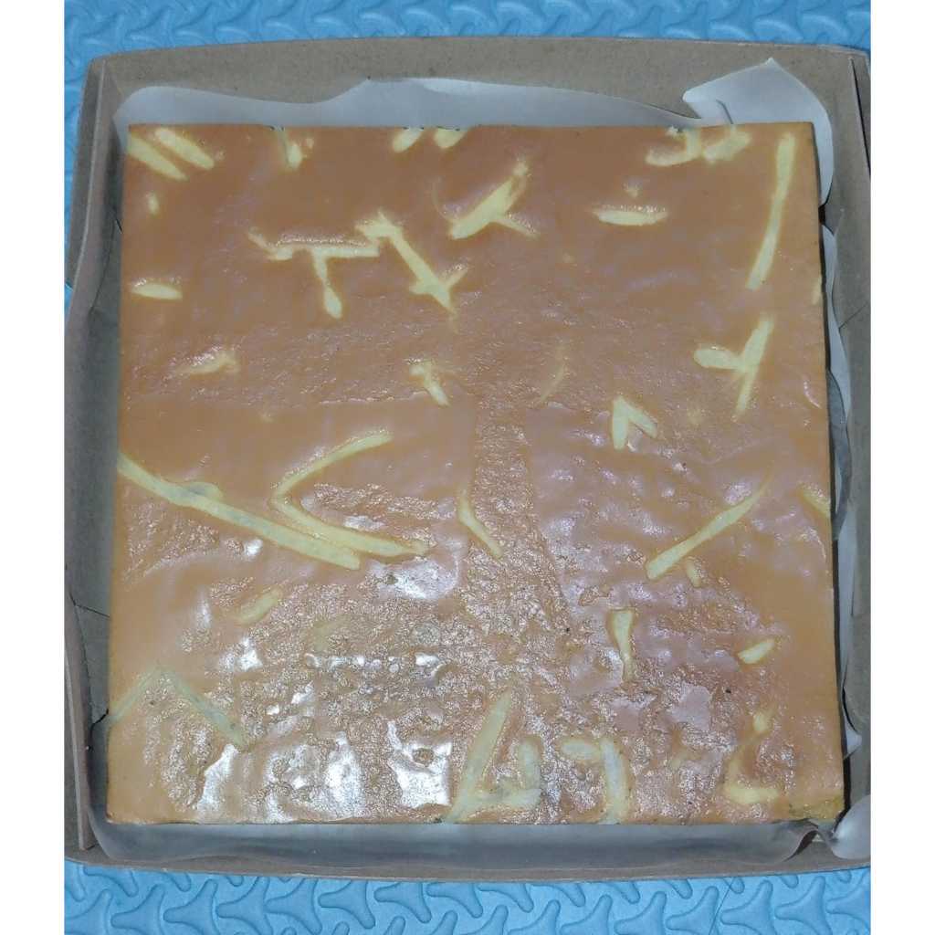 

LAPIS LEGIT CAKE - BY YUNI CAKE HALAL