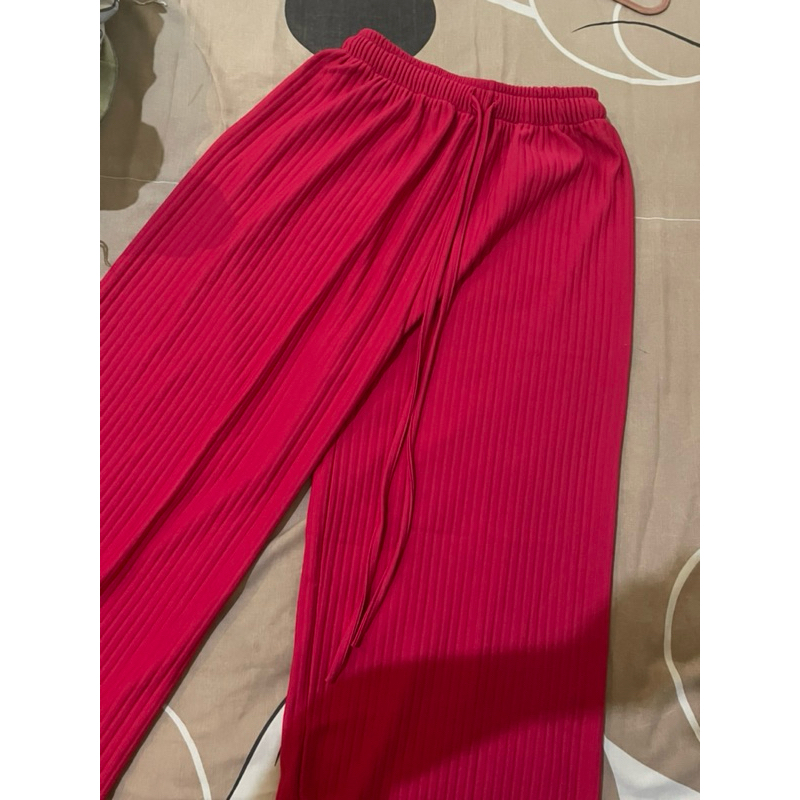 Preloved celana kulot pink fanta jambu knit serut