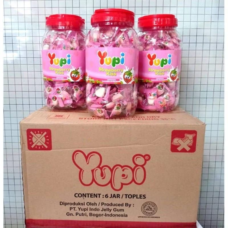 

YUPI TOPLES ISI 125Pcs - YUPI STRAWBERRY KISS