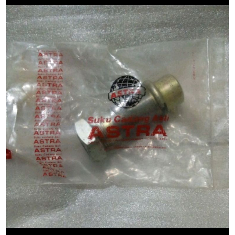 grand 42303 gn5  830 400 original AHM Astra Honda motor HGP Honda genuine part NOS Sleeve rr wheel n