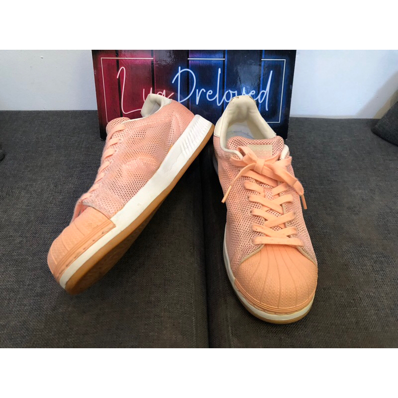 sepatu Adidas bounce peach