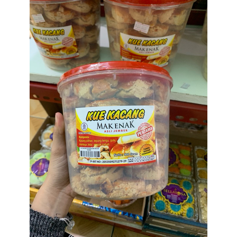 

kue kacang mak enak