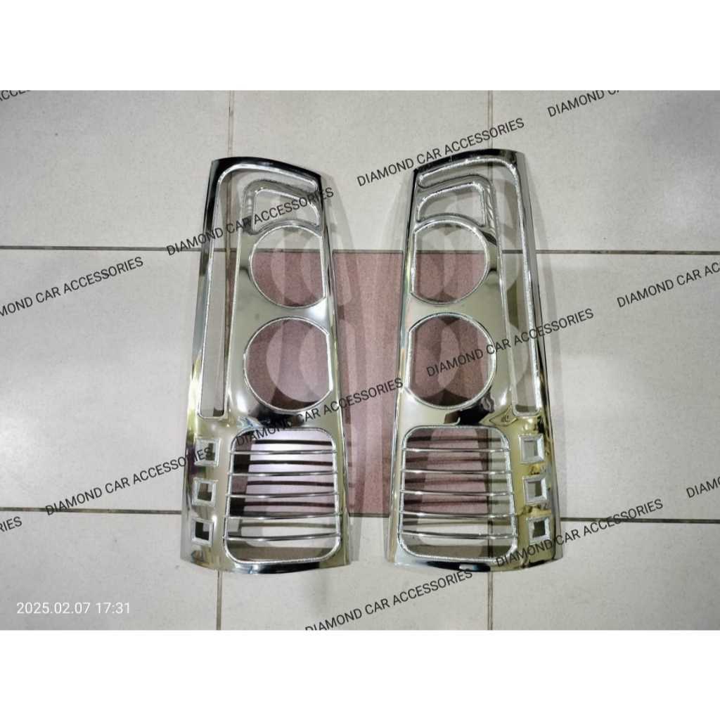 NEW  Garnis lampu belakang AVANZA lama chrome 2005