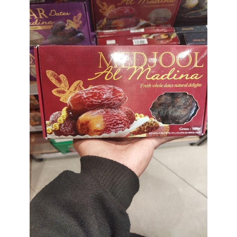 

Kurma medjool al madin fresh whole dates natural delights 500gram