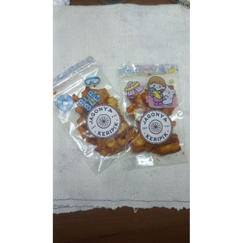 

KERIPIK SINGKONG PEDAS(LUNCIS)