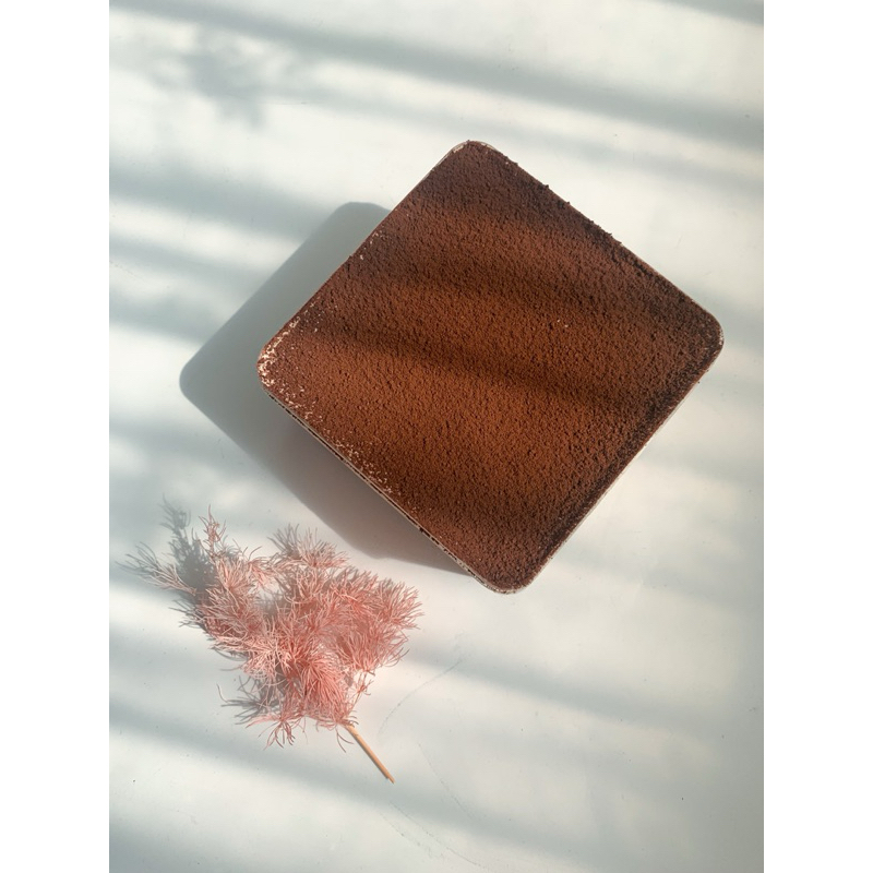 

TIRAMISU BOX