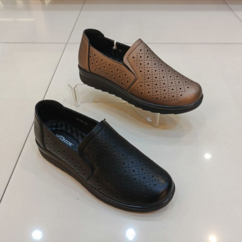 Sepatu Slip on Kulit Wanita Rohde ladies 6910