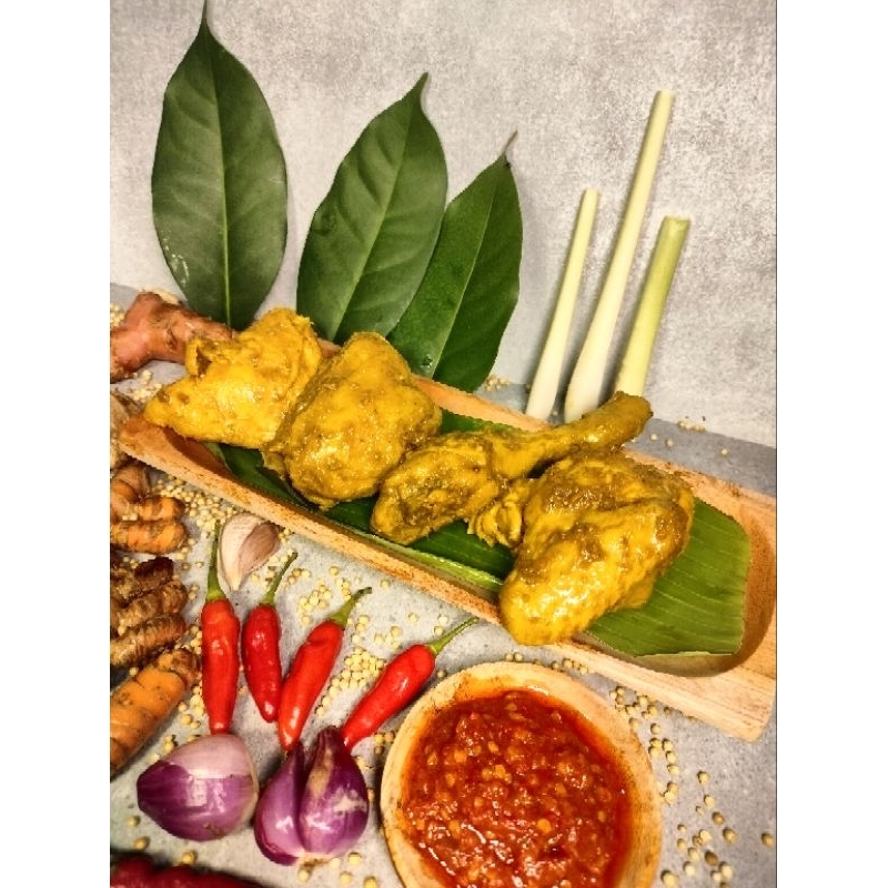 

Ayam Ungkep Bumbu Kuning Setengah Ekor 4 Potong
