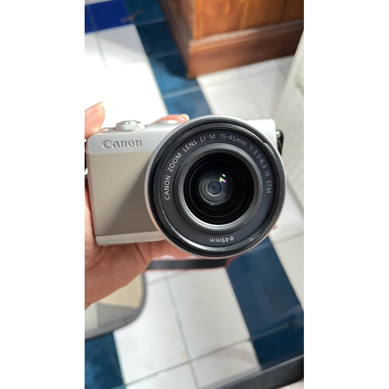 Mirrorless Canon M100 (second)