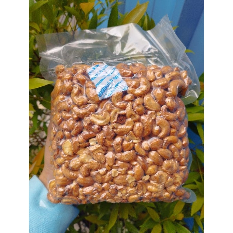 

Kacang Mede Cashew Nut 250 gr Siap Makan