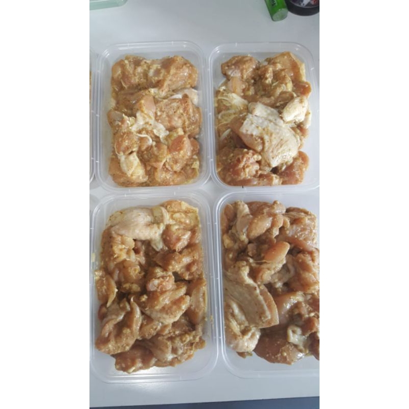 

AYAM BUMBU KETUMBAR TANPA TULANG 450g